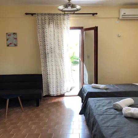 Ivana & Qpe & * Kallithea (Chalkidiki)